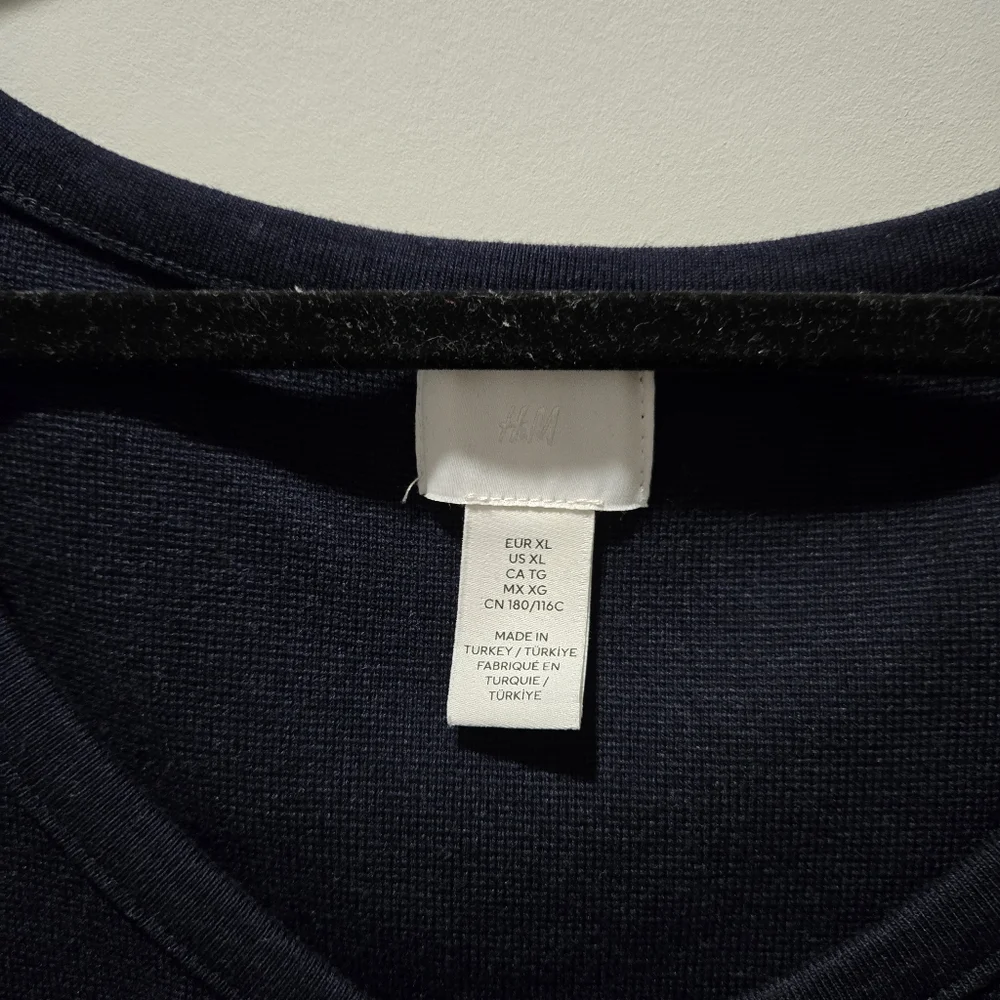 Navy Blue Sleeveless Top Vest Gold Button H&M - Picture 4 of 8